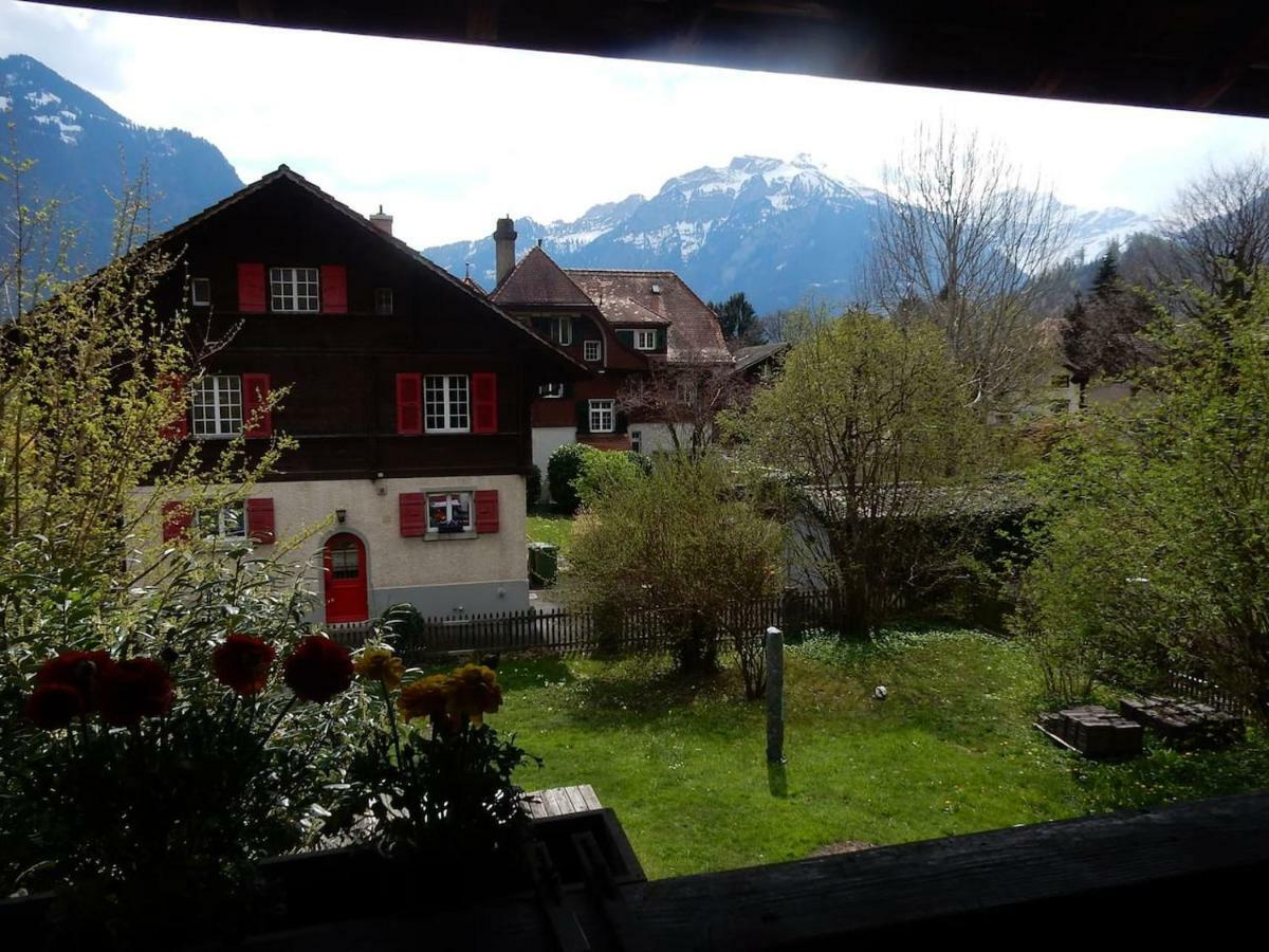 Traditional Swiss-Flat Interlaken Exteriör bild